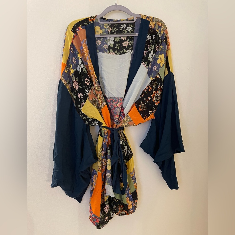 UO Willow Patchwork Robe - Picture 3 of 4